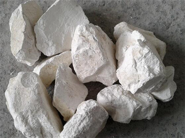 氧化鈣不能和哪些物質(zhì)混用？具體原因分析